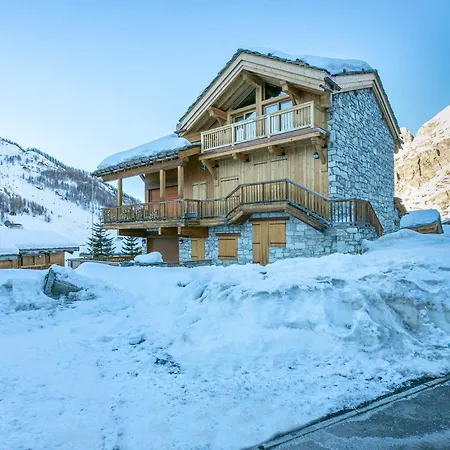 Appartement Rustique Avec Cheminée, Terrasse Et Garage à Val D'isère - Fr-1-694-16 Val-dʼIsère
